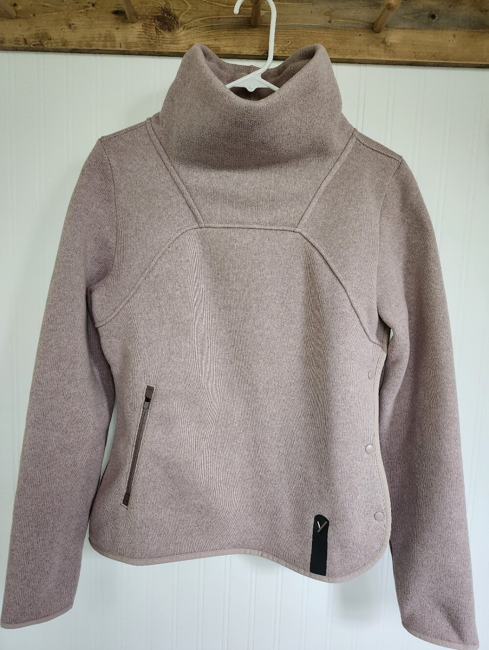 Women’s Mauve Turtleneck Pullover Fleece